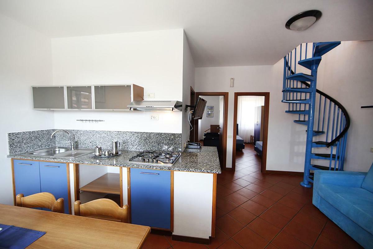 Elba Vip Aparthotel Porto Azzurro Exterior photo