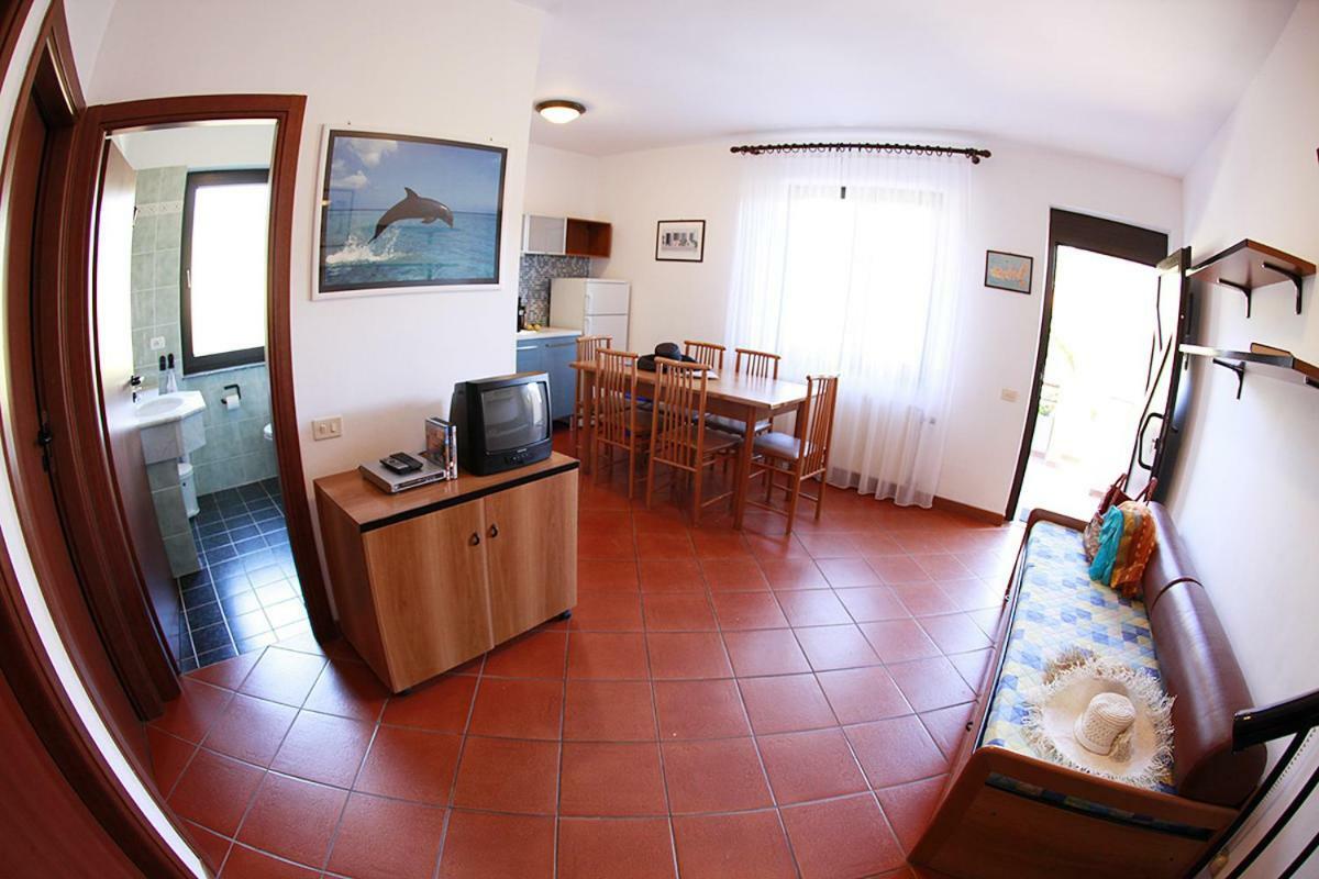 Elba Vip Aparthotel Porto Azzurro Exterior photo